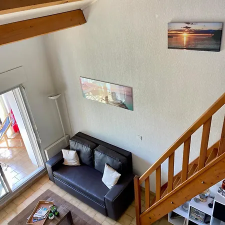 Apartment Joli En Bordure De A 15 Minutes Du Port De Bandol